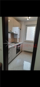 Apartament 3 camere Urban Tractorul.etajul 1