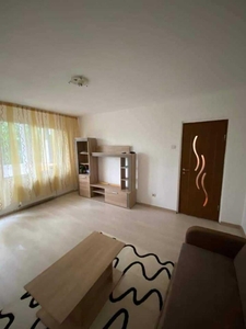 Apartament cu 3 camere, zona Calea Bucuresti, Brasov