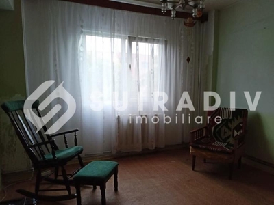 Apartament decomandat de vanzare, cu 3 camere, in zona Zorilor, Cluj Napoca S16427