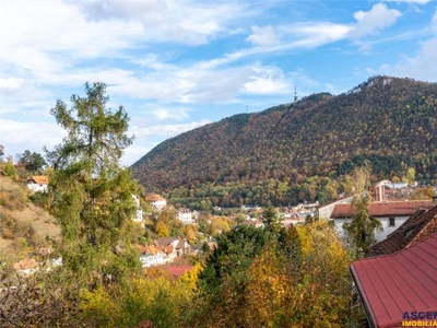Doua niveluri,in vila, panorama de vis, Schei, Brasov