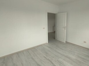 APARTAMENT 2 CAMERE, ETAJ INTERMEDIAR, BLOC NOU,