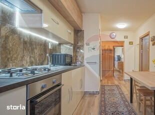 Apartament cu 3 camere în Tractorul de vânzare