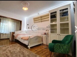 Apartament pe 2 nivele 130 mp Bucium 190000 EURO