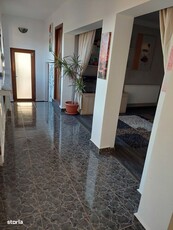 Casa renovabila de vanzare, cu 2 camere, 39 mp, zona centrala, Turda