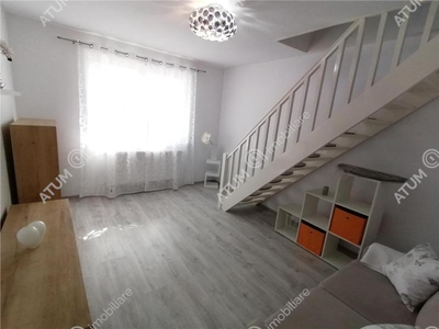 Apartament de inchiriat cu 3 camere decomandate si balcon in zona Calea Cisnadiei din Sibiu