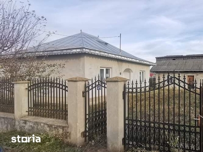 De vanzare casa noua , teren 1000mp , libera