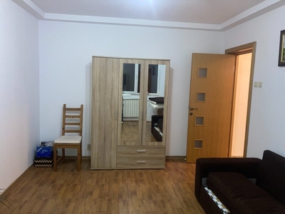 Apartament 2 camere Aparatorii Patriei Emil Racovita liber 2 camere 64000