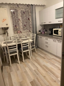 Apartament 3 camere finisat, 70 mp