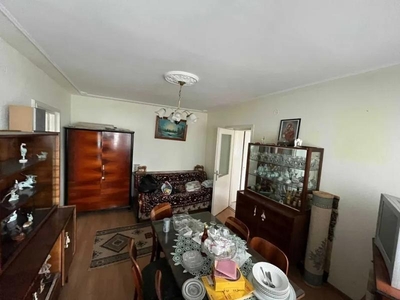 Apartament cu 3 camere, zona Tatarasi