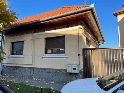 Casa 6 camere,Zona Str. Baritiu