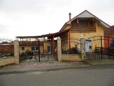 Casa de vanzare