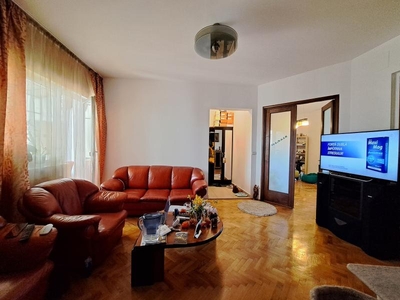 Vanzare apartament 3 camere Dacia-Gradina Icoanei, renovat