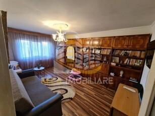 Apartament 2 camere Poarta 6