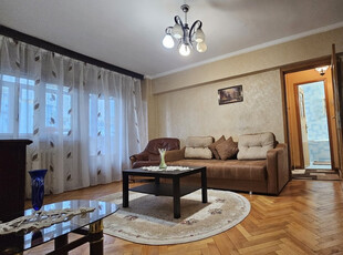 Apartament 3 camere