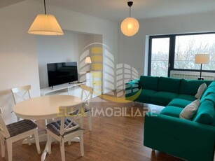 Apartament 3 camere Centru