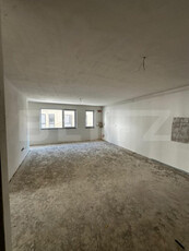 Apartament 3 camere semifinisat