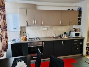 Apartament cu 2 camere de vanzare in zona Floresti