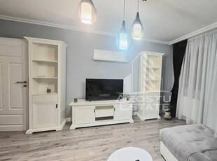 Apartament cu 2 camere, decomandat, zona Girocului