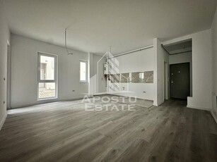 Apartament cu 2 camere la asfalt in Calea Urseni.