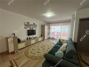 Apartament cu 3 camere decomandate si 2 balcoane zona Siretu