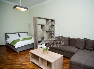 Apartament cu o camera, 50 mp, in zona Ultracentrala