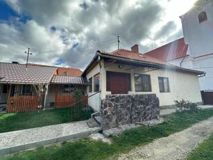 Casa singur in curte - zona BreTcu/Covasna