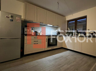 Apartament cu 3 camere