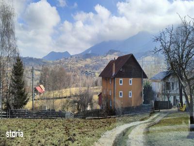 Pensiune cu 2500mp de teren in Bran Poarta