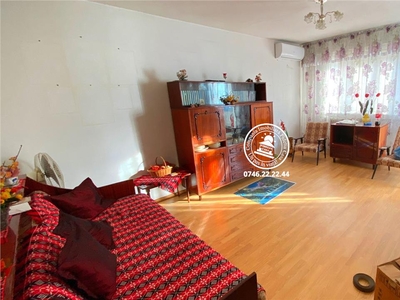 Apartament 3 camere de vanzare Canta