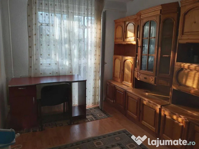 Apartament cu 2 camere semidecomandate Zona George Enescu