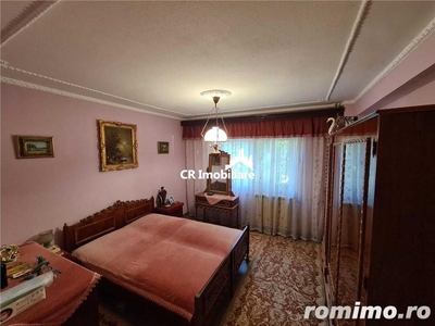 De vanzare Apartament 4 camere Vitan Mall