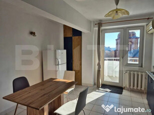 Apartament de inchiriat, 2 camere, 50 mp, zona Rogerius