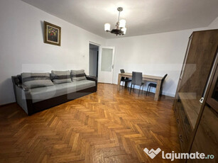 Apartament 3 camere, 66 mp, etaj intermediar, zona Zamca