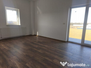 Apartament 3 camere, 80mp, etaj intermediar, bloc nou, Radau