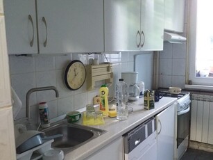 Apartament 3 camere Drumul Taberei, zona V.Argesului