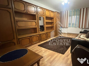 Apartament cu 2 camere decomandat, centrala proprie in zo...