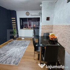 Apartament cu 3 camere, 56 mp, zona Blv Bucuresti