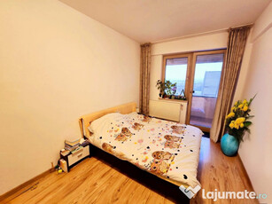 Apartament cu 3 camere cu garaj