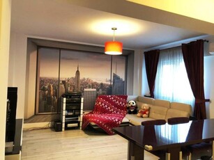 Apartament de lux, 3 camere, 9 Mai