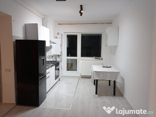 Închiriez apartament Studio 2 camere strada Weiner Palada