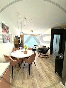 Apartament 2 camere, finisat lux, bloc nou, panorama, zona ultracentrala