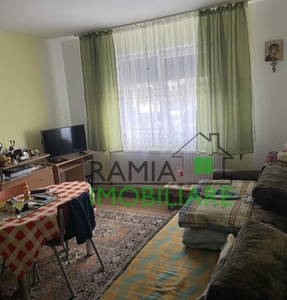 Apartament 2 camere, Florilor