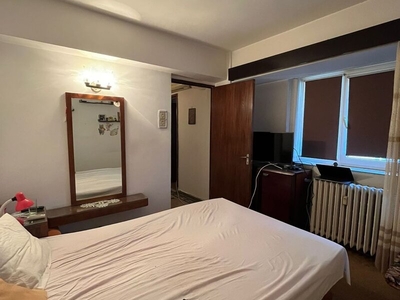 Apartament 3 camere Iancului, Metrou. Agentia Confort Casa va propune vanza