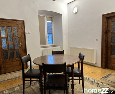 Apartament 3 camere semidecomandate