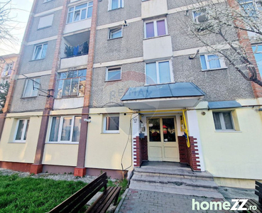 Apartament cu 2 camere de vânzare în zona Maratei