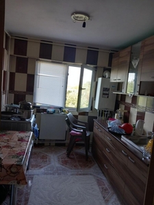 Apartament cu 3 camere in zona Brotacei