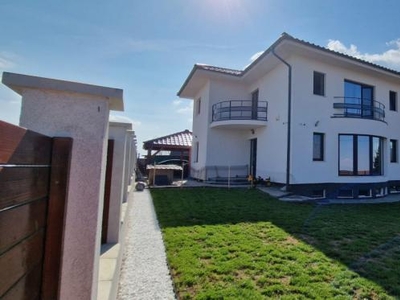 Casa individuala 220mp utili in Feleacu cu panorama deosebita, teren 500mp