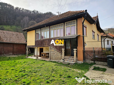 Casa traditionala, 3 camere, 1050 mp teren, Valea Morilor...