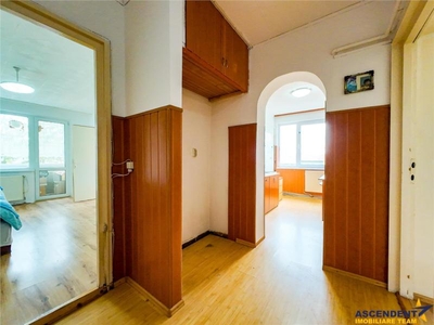 Tur 3D! Apartament 3 camere, decomandat, zona Crangului