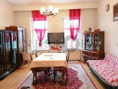 Vand apartament la casa in Andrei Muresanu de vanzare